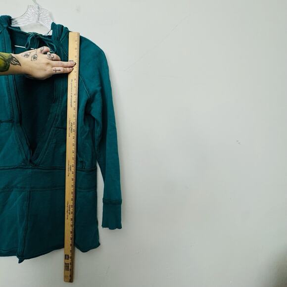 Eco-ganik Blue Deep V Pullover Sweater Women’s Size S - Picture 5 of 9